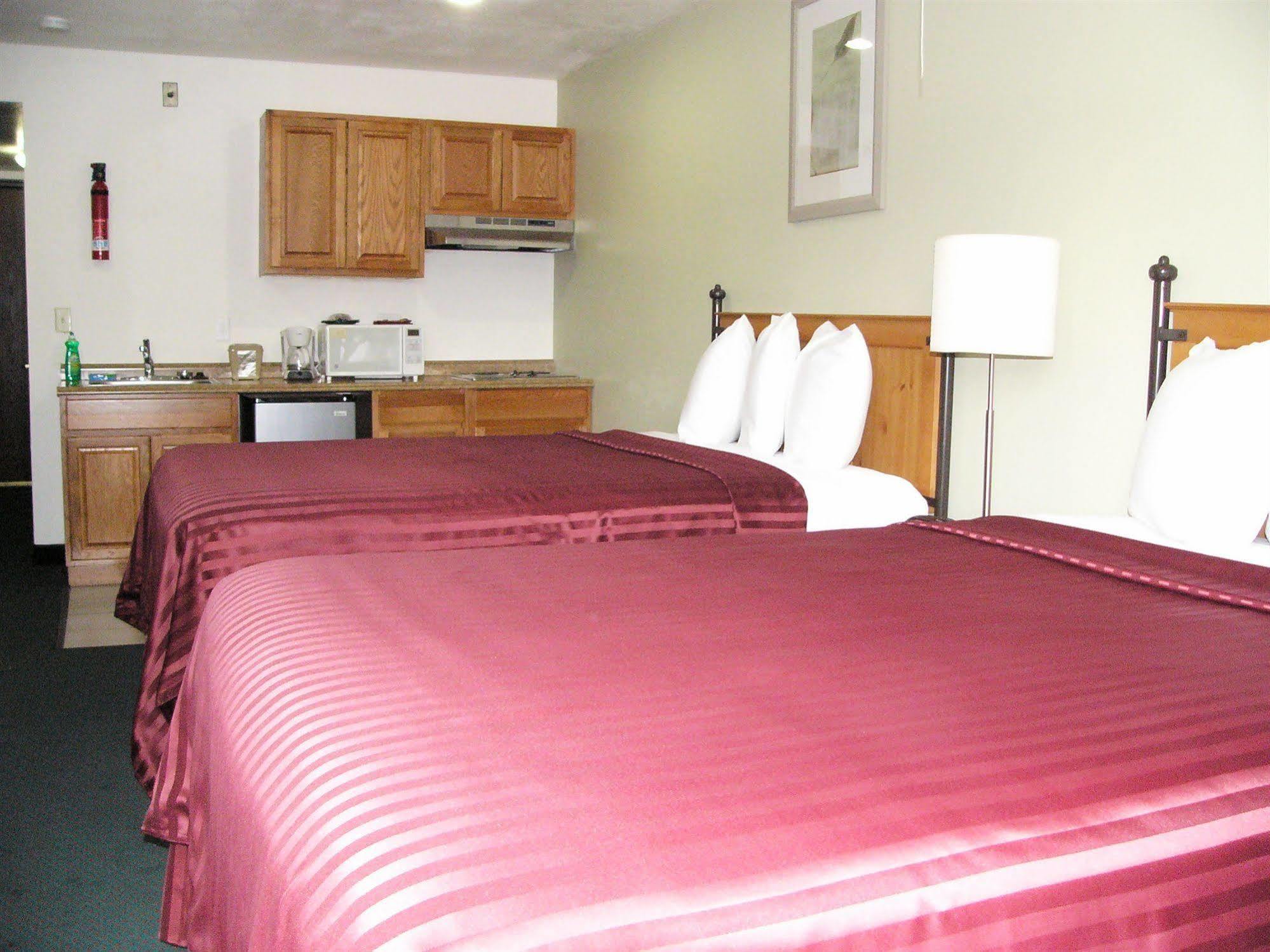 Oyster Bay Inn & Suites Bremerton Dış mekan fotoğraf