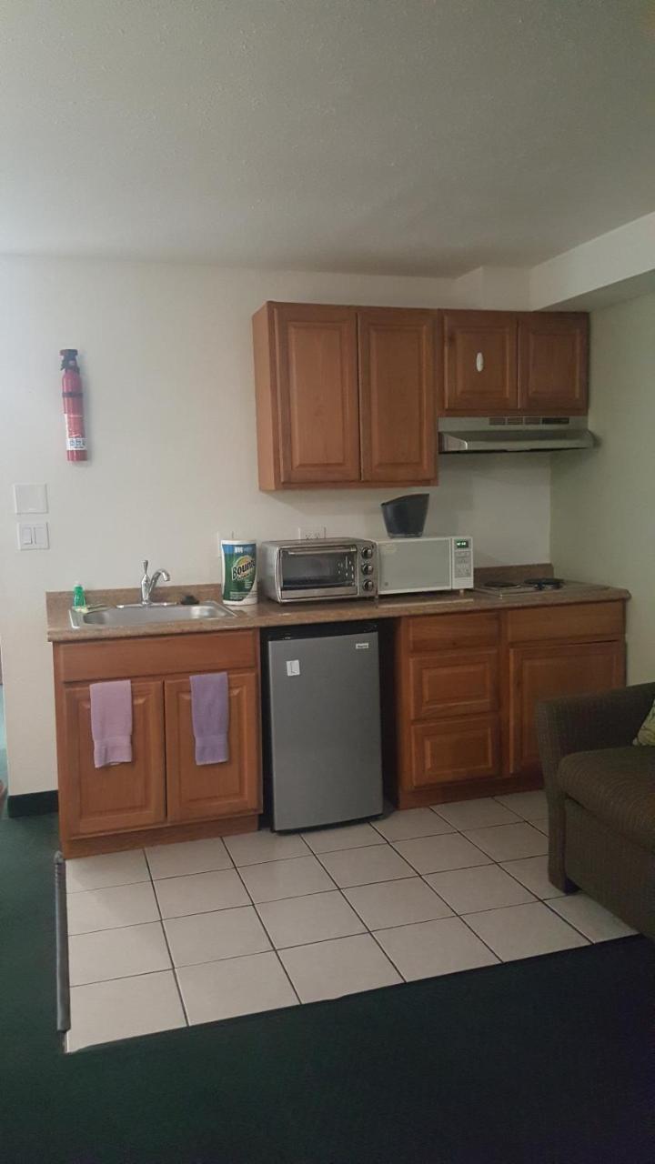 Oyster Bay Inn & Suites Bremerton Dış mekan fotoğraf